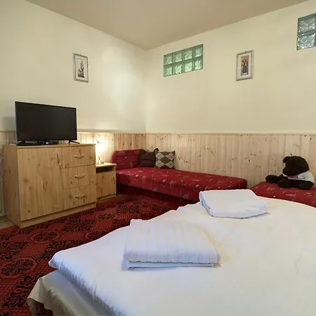 Oazis Apartman Eger