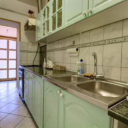 Apartment Oazis Apartman *